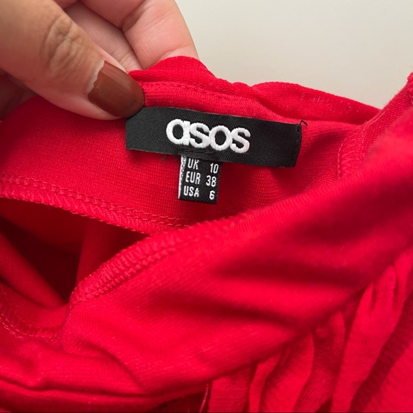 Red bandage mini dress, perfect for holiday and new year parties - Picture 4 of 4